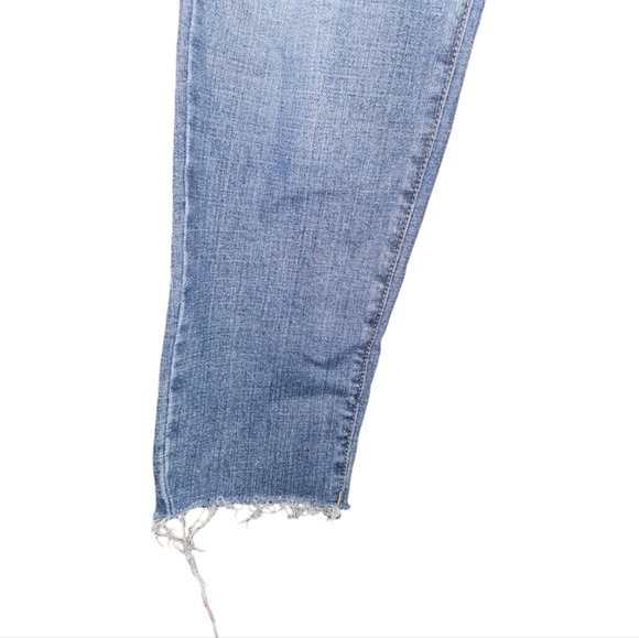 Sonoma Slightly Distressed Skinny Jeans EUC size 10 Short - Picture 3 of 5